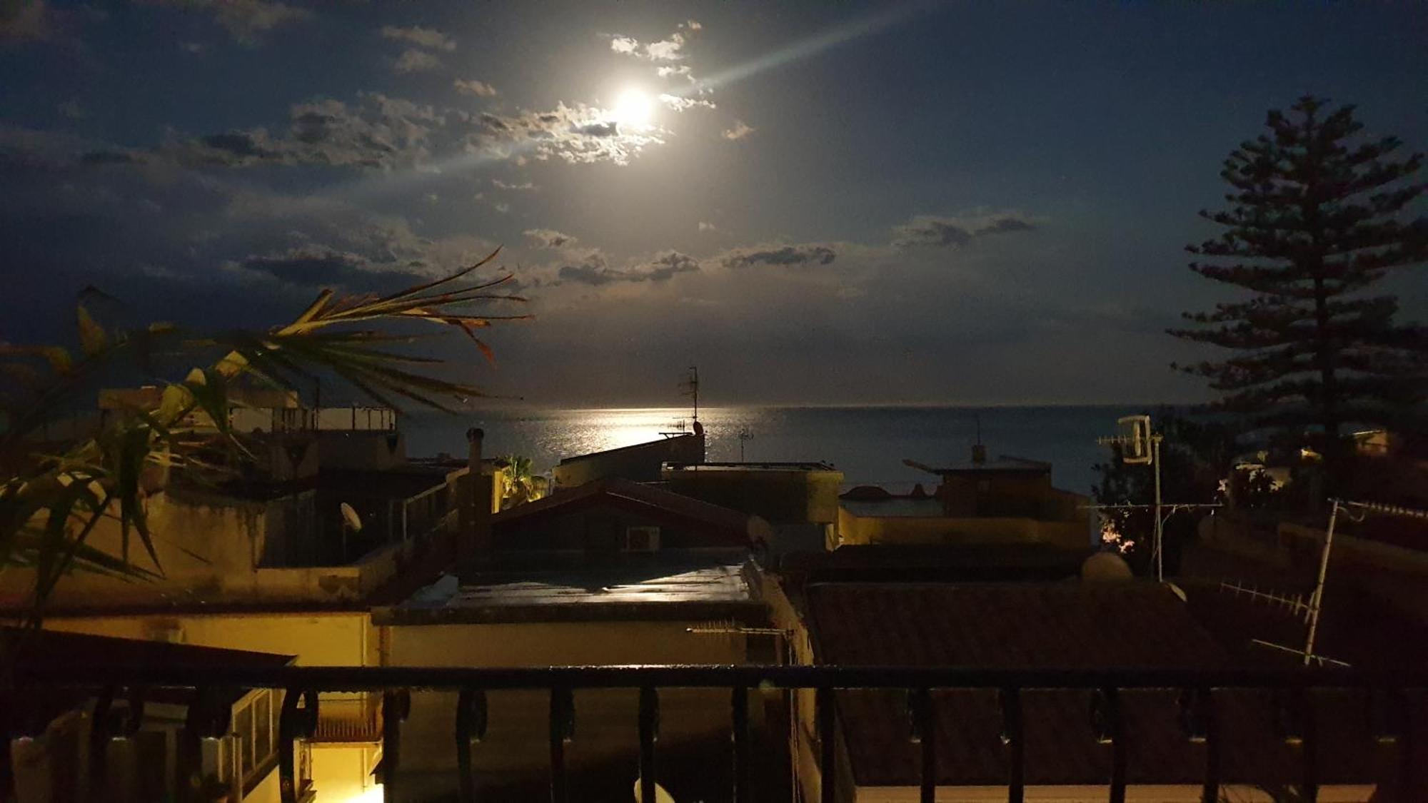 Appartamento Terrazza Enjoy Letojanni Camera foto