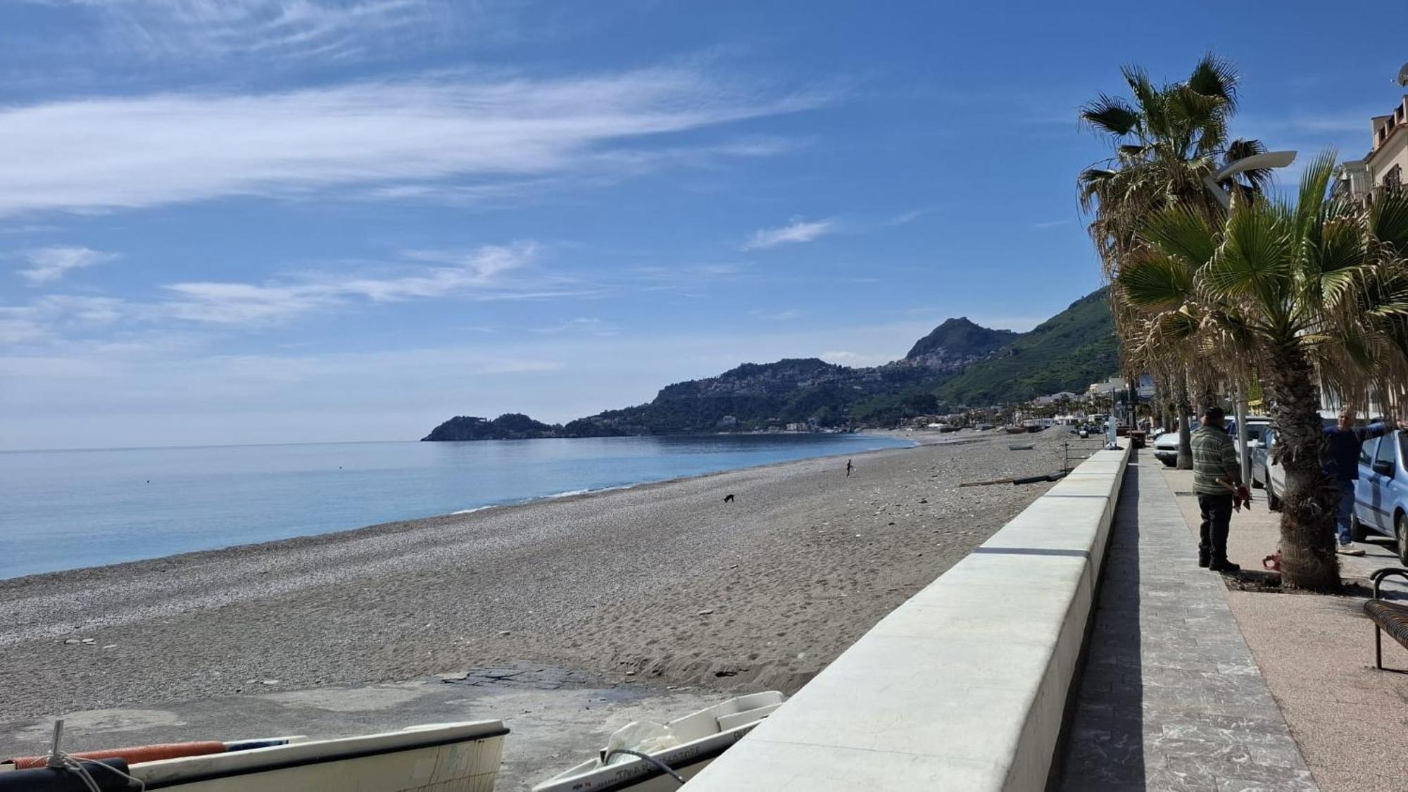 Appartamento Terrazza Enjoy Letojanni Esterno foto